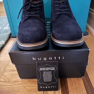Bugatti Men's Dark Blue Chukka Boots